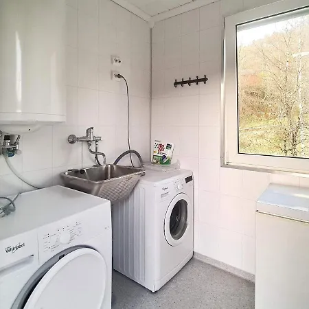 Holiday home Holiday Home Lonevag Lonevag